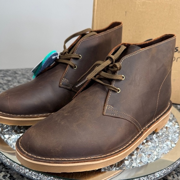 Clarks Men’s Dark Brown leather Chukka Boots with Tan Sole NEW 12W main image 15